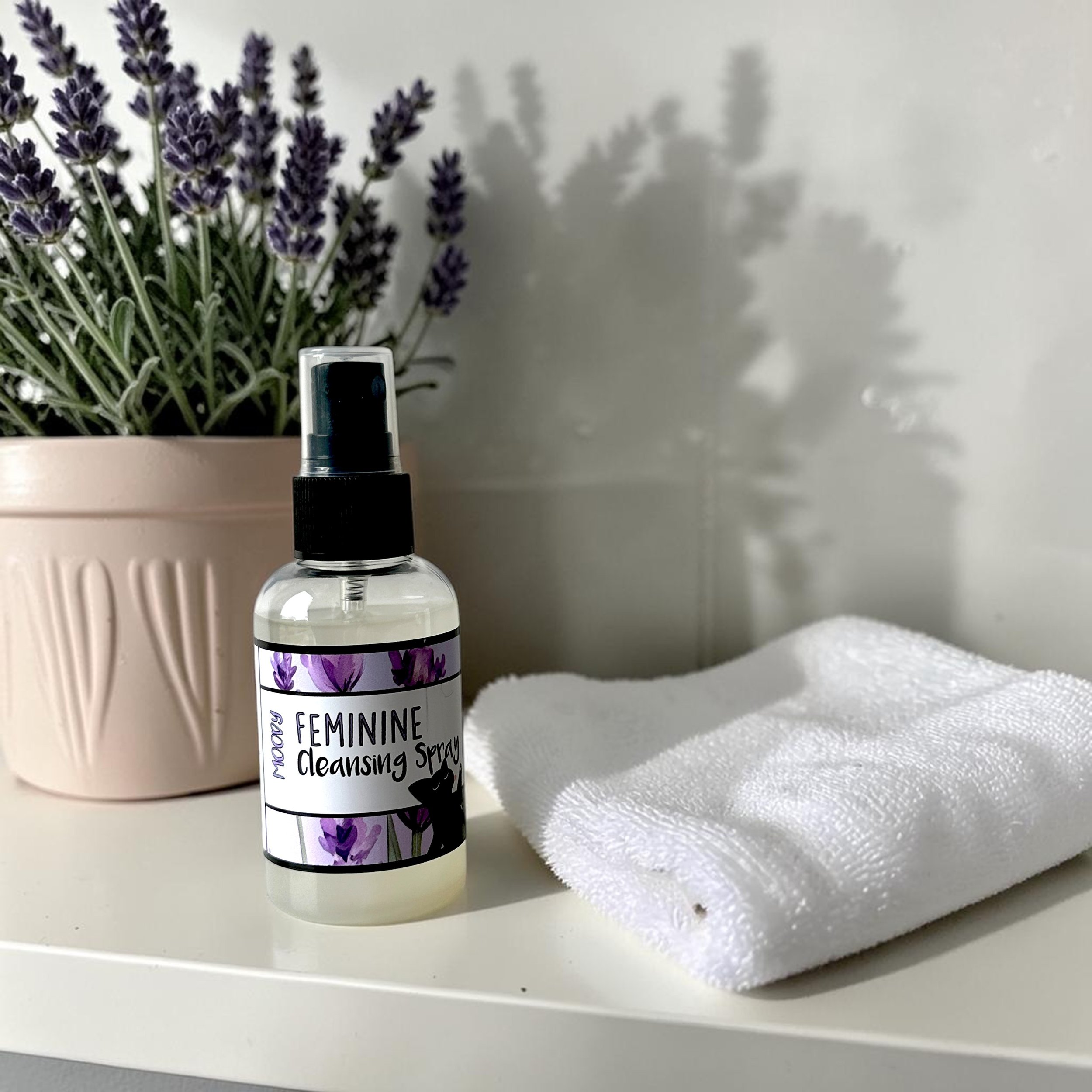 On-the-go Cleansing Spray - Feminine Hygiene — Moody Sisters Skincare